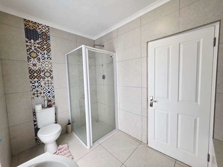 4 Bedroom Property for Sale in Beacon Bay North Eastern Cape